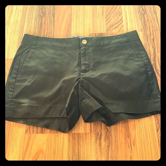 Banana Republic - Hampton Fit shorts - Picture 2 of 5